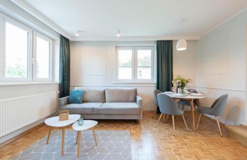 Ustron Apartment | Beautiful Apartments 39 with a Lovely Garden Retreat