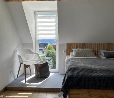 Czorsztyn House | Relaxing Getaway at Adamcykówka: Jacuzzi & Sauna Included