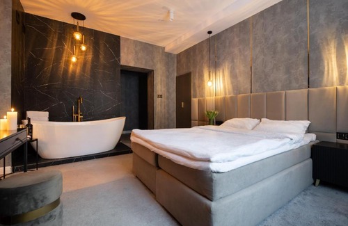 Olsztyn Apartment | Exceptional Apartamenty Drewno i Ogień - 4-Star Family Retreat