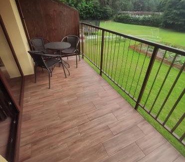 Stegna Apartment | Explore Apartamenty Gajówka: Sauna, Jacuzzi & Play Area