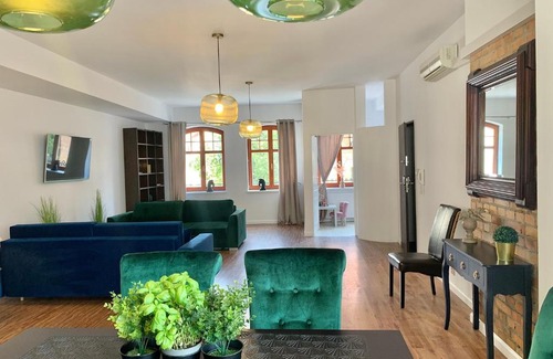 Lidzbark Warminski Apartment | Pet-Friendly Apartamenty Krasicki: 4-Star Comfort Awaits