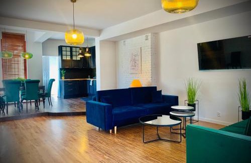 Lidzbark Warminski Apartment | Pet-Friendly Apartamenty Krasicki: 4-Star Comfort Awaits