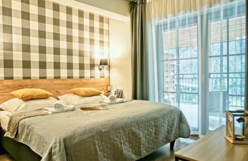 Polany Apartment | Oceanfront Escape at Apartamenty Magia Gór - 10/10 Rating