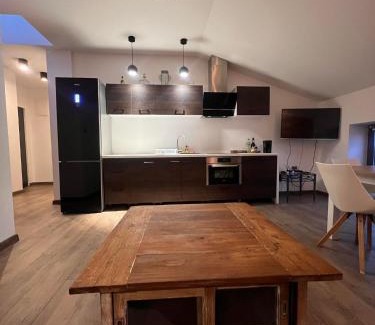 Skierniewice Apartment | Family-Friendly Stay at Apartamenty na Maja with Hot Tub
