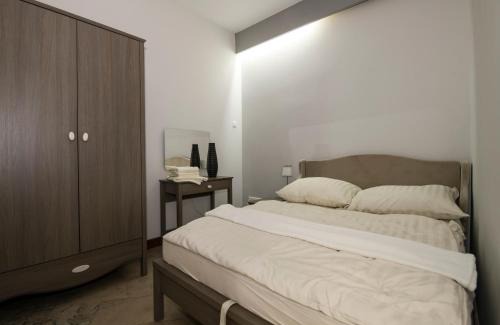 Sieradz Apartment | Pet-Friendly Stay at Apartamenty na Warszawskiej, 8.8/10