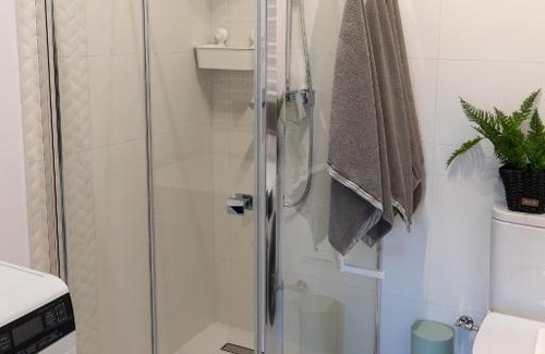 Bochnia Apartment | Top-Rated Apartamenty na Wzgórzu with Family-Friendly Amenities