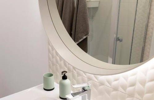 Bochnia Apartment | Top-Rated Apartamenty na Wzgórzu with Family-Friendly Amenities