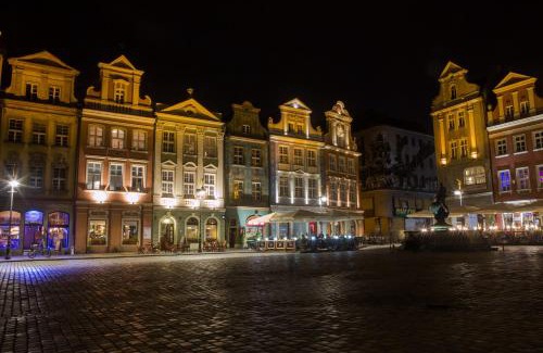 Poznan City Center Apartment | Discover Apartamenty NEPTUN: Family-Friendly Bliss!