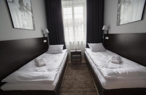 Poznan City Center Apartment | Discover Apartamenty NEPTUN: Family-Friendly Bliss!
