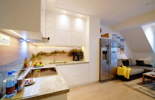 Kolobrzeg Hotel | Top-Rated Apartamenty OnHoliday with Ocean View in Kołobrzeg