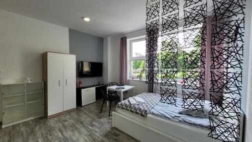 Kwidzyn Apartment | Top-Rated Apartment in Central Park by the Cathedral