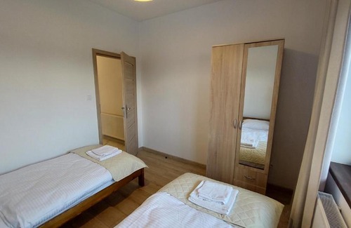 Spytkowice Apartment | Family-Friendly Stay at Apartamenty Starowiejska 39, Ryczów