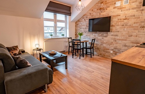 Krynica-Zdroj Apartment | Cozy Apartments in Central Location with Family Amenities
