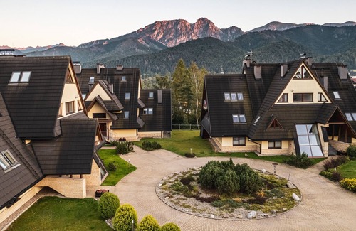 Koscielisko Apartment | Unforgettable Getaway at Apartamenty Sun & Snow Pacyfik Spa