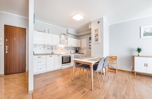 Wladyslawowo Apartment | Oceanfront Retreat: Apartamenty Sun & Snow Rybacka Awaits