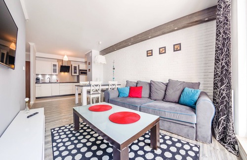 Wladyslawowo Apartment | Oceanfront Retreat: Apartamenty Sun & Snow Rybacka Awaits
