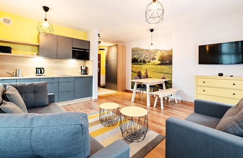Karpacz Apartment | Discover Sun & Snow Residence Karpacz: Pet-Friendly Retreat