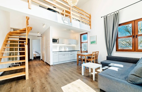 Karpacz Apartment | Discover Sun & Snow Residence Karpacz: Pet-Friendly Retreat