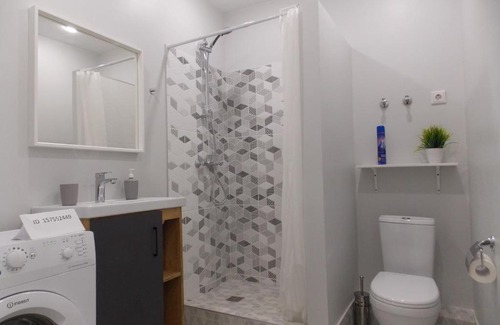 Tsentralnyy okrug Apartment | Guest Rated: Perfect Apartments on Ervye Street, 32