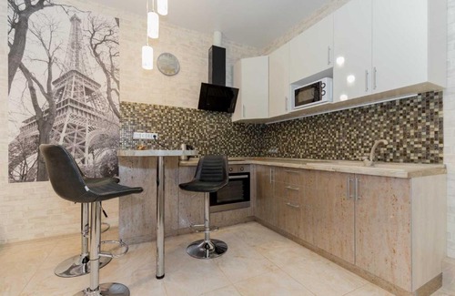 Zapadnyy okrug Apartment | Prime Apartments in the Heart of October Square