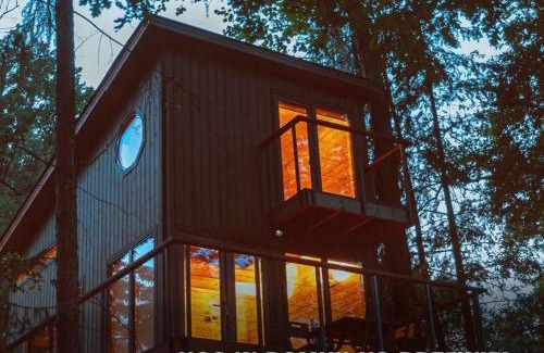 Zator Resort | Dreamy Apartment Amidst Trees with Oceanfront Views