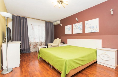 Nizhniy Novgorod City Centre Apartment | Cozy Apartments at Zvezdinka-Gorkogo Near Central Square
