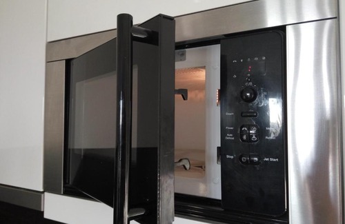 Moscow Outpost District Apartment | Accessible Comfort at Apartamienty u m. Eliektrosila SPb