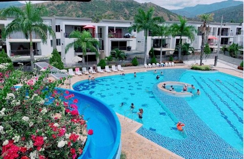 Zona Colonial Apartment | Relaxing Apartasol with Pool View in Santa Fe