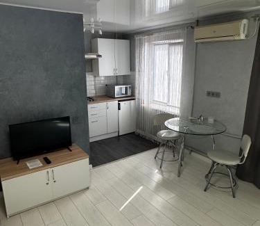 Krivoy Rog Apartment | Pet-Friendly Suite in the Heart of Гагарина 72