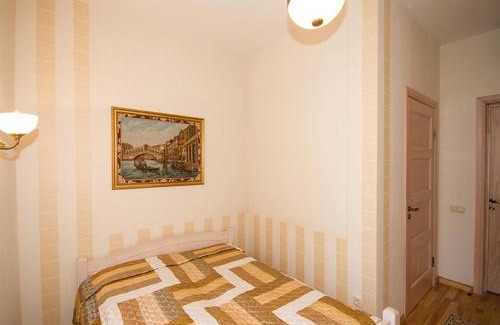 Jurmala Apartment | Elegant Aparte Lux: Family-Friendly Retreat with 9/10 Rating