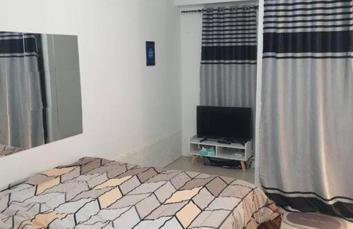 Pluit Apartment | Cozy 1 BR Studio with Ocean View in North Jakarta