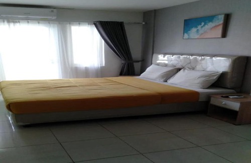 Citaringgul Apartment | Comfortable Apartment at Sentul Tower with Pool & Breakfast