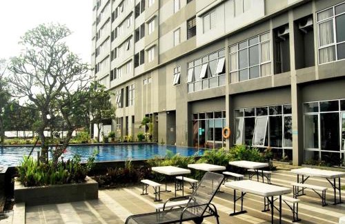 Cimahi Apartment | Oceanfront Apartment Studio The Edge Baros by Sky