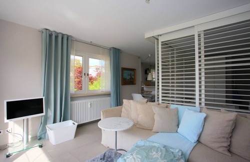 Hagnau Apartment | Lakefront Apartes Studio in Hagnau with Pool Access