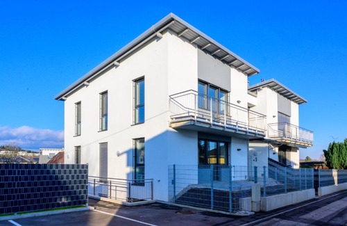 Leonding Apartment | Cozy Apartflats L.I.N.Z. with Kitchen – Rated 8/10 by Guests