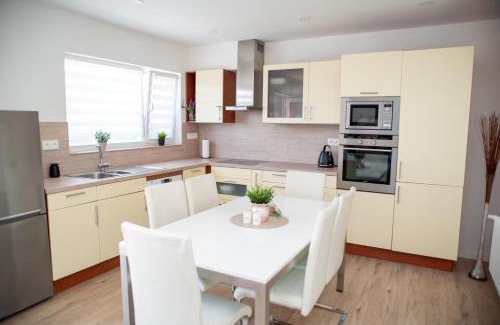 Vnorovy Apartment | ApartHome