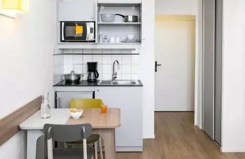 Gambetta Apartment | Comfortable Stay at Aparthotel Adagio Access La Défense