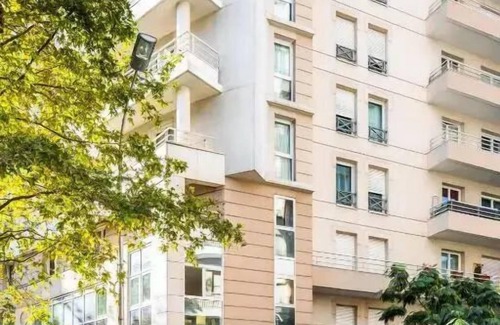 Gambetta Apartment | Comfortable Stay at Aparthotel Adagio Access La Défense
