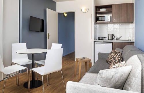 Ivry-port Apartment | Cozy Stay at Aparthotel Adagio Access Paris Quai D'Ivry