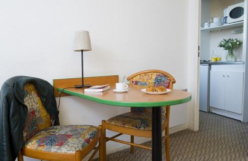 Maisons-Alfort Apartment | Budget-Friendly Aparthotel Adagio Access in Paris