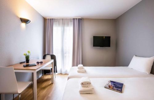 Maisons-Alfort Apartment | Budget-Friendly Aparthotel Adagio Access in Paris