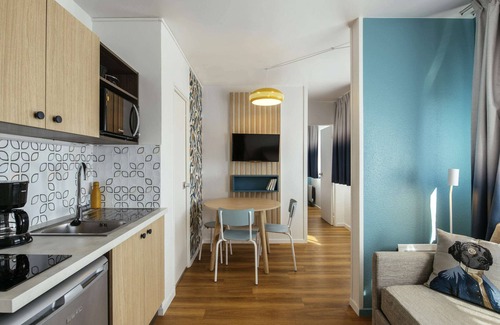 Quartier du Pont-de-Flandre Apartment | Pet-Friendly Aparthotel Adagio Access in Paris La Villette