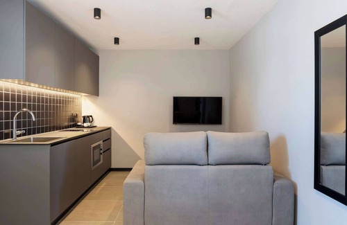 Msida Hotel | Eco-Friendly Aparthotel Adagio Malta Central with Pool