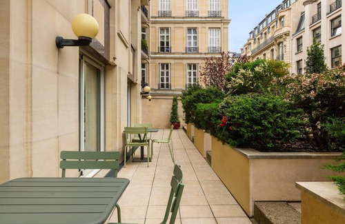 8th Arrondissement Apartment | Stylish Aparthotel Adagio Paris Haussmann with Family Amenities
