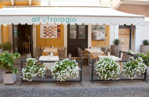 Peschiera del Garda City Centre Apartment | Unforgettable Stay at Aparthotel All'Orologio: 4-Star Comfort