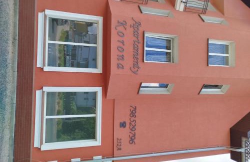 Cieplice Apartment | Guest Favorite: Aparthotel "Apartamenty KORONA" Cieplice