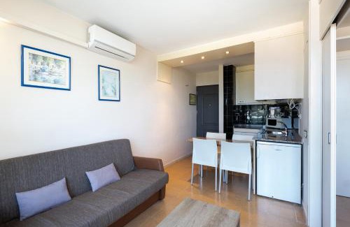 Platja d'Aro Apartment | Relax at Aparthotel Comtat Sant Jordi with Ocean Views