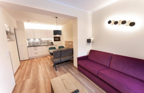 Vorderlanersbach Hotel | Exquisite Aparthotel Dorfplatzl with Pool and Spa Access