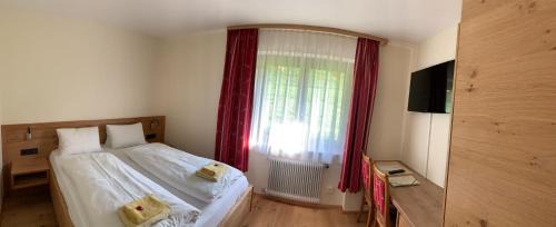 Mittersill Hotel | Explore Aparthotel Hohe Brücke with Spa and Hot Tub Access