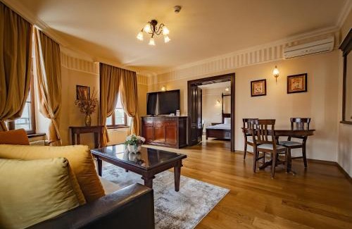 Timisoara Apartment | Experience Comfort at Hotel Iosefin Residence - 4 Stars